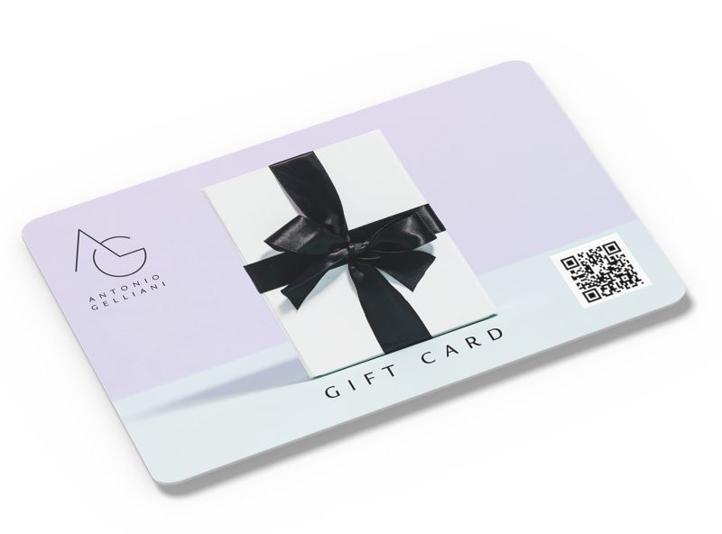 przykład karty  plastikowej z kodem QR
